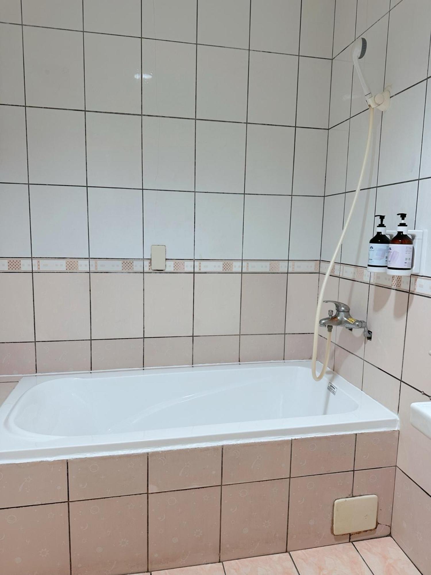 Hua Du Motel Jiji Eksteriør bilde