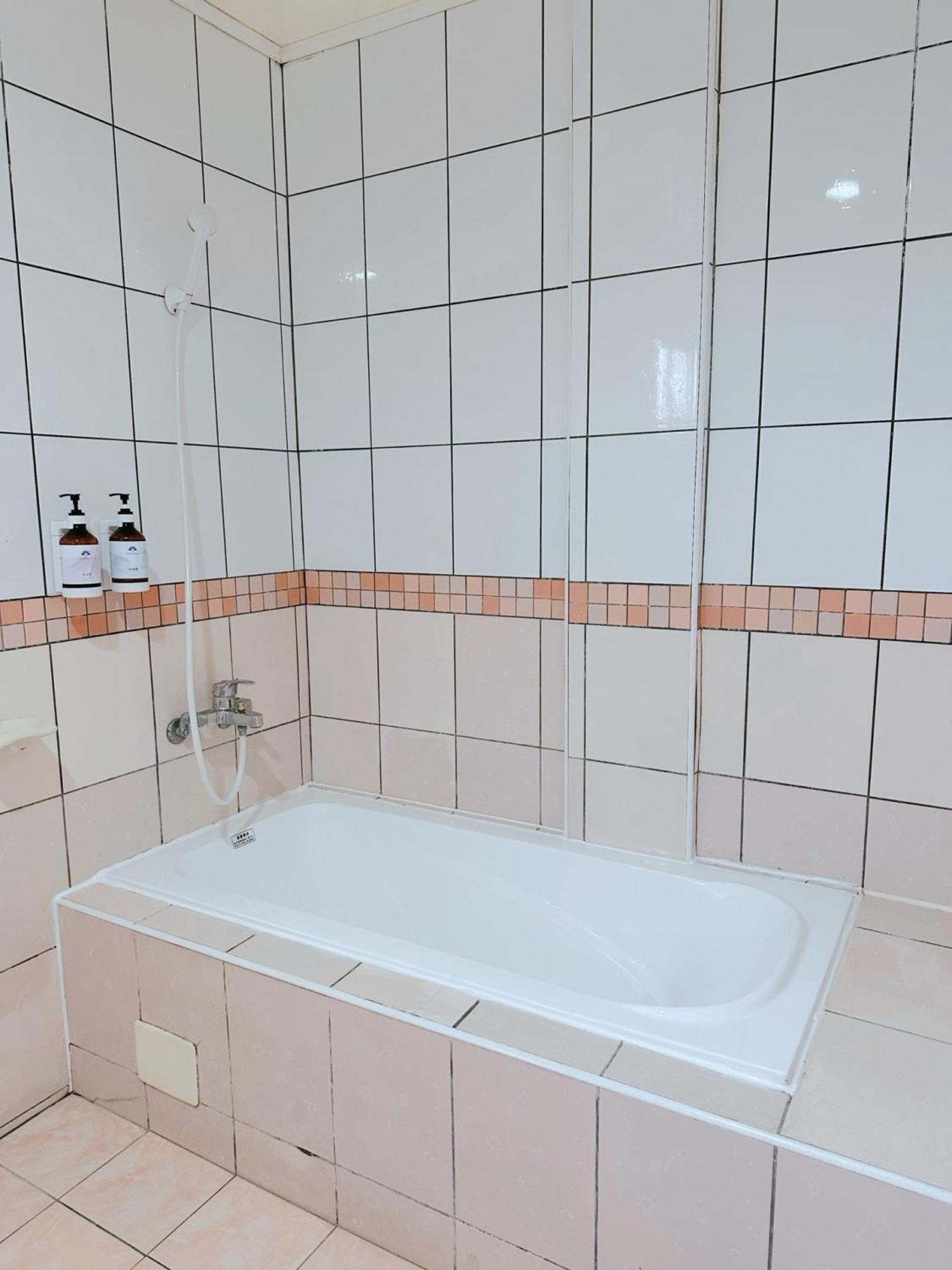Hua Du Motel Jiji Eksteriør bilde